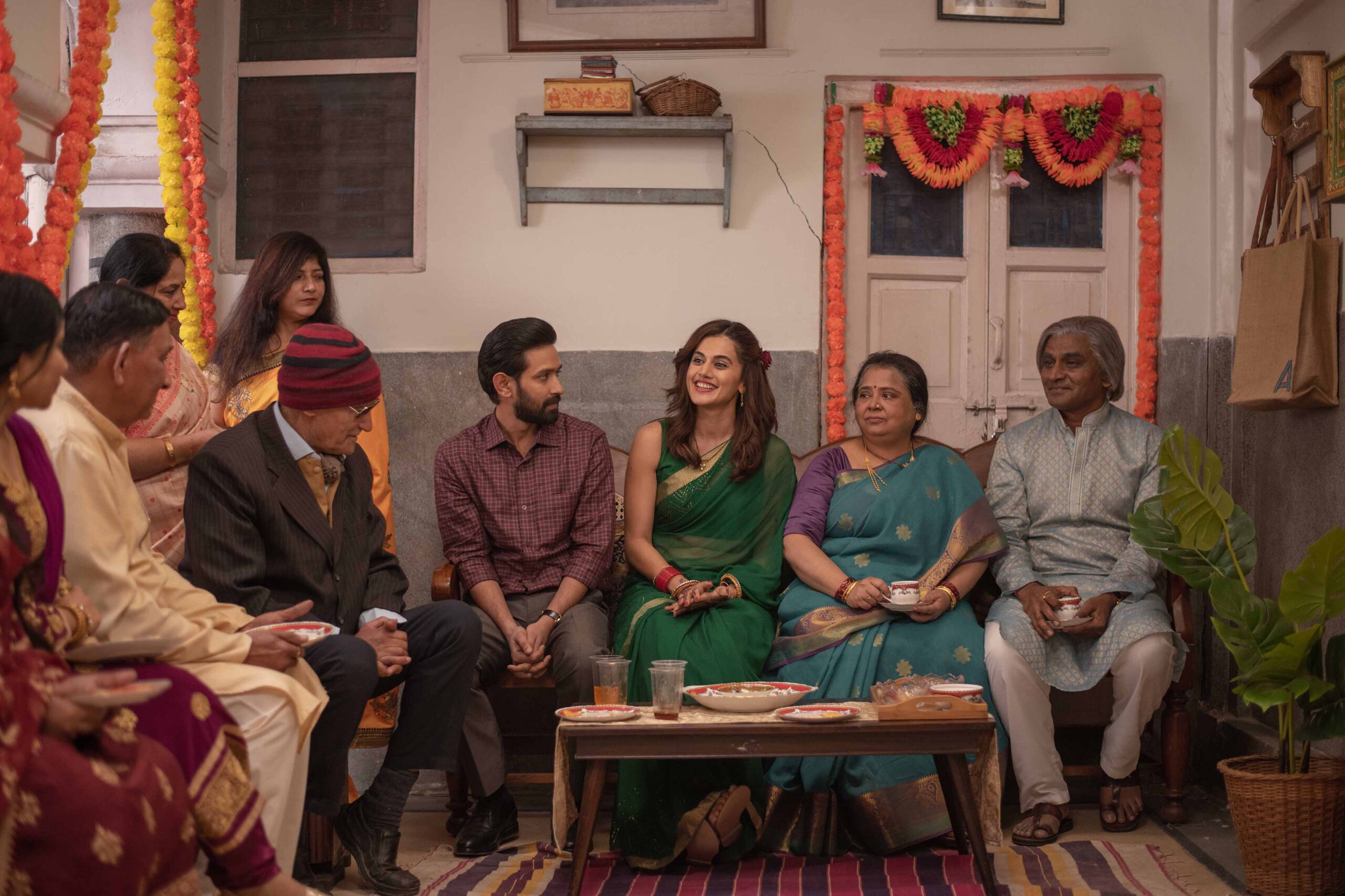 (from right) Dayashankar Pandey, Yamini Das, Taapsee Pannu, and Vikrant Massey in Haseen Dillruba