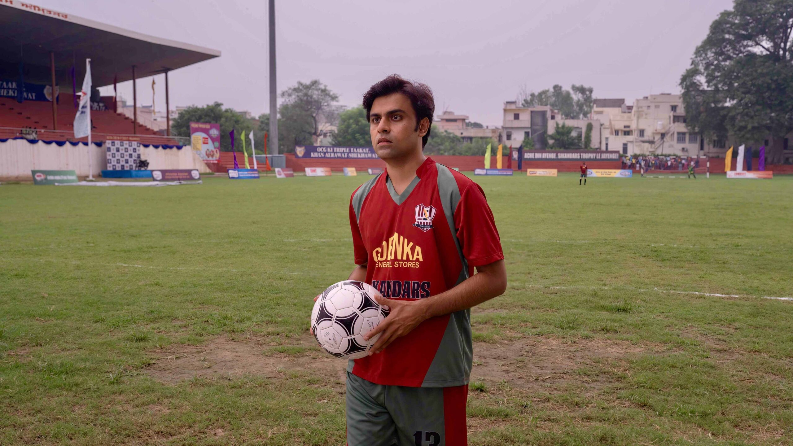 Jitendra Kumar in Jaadugar