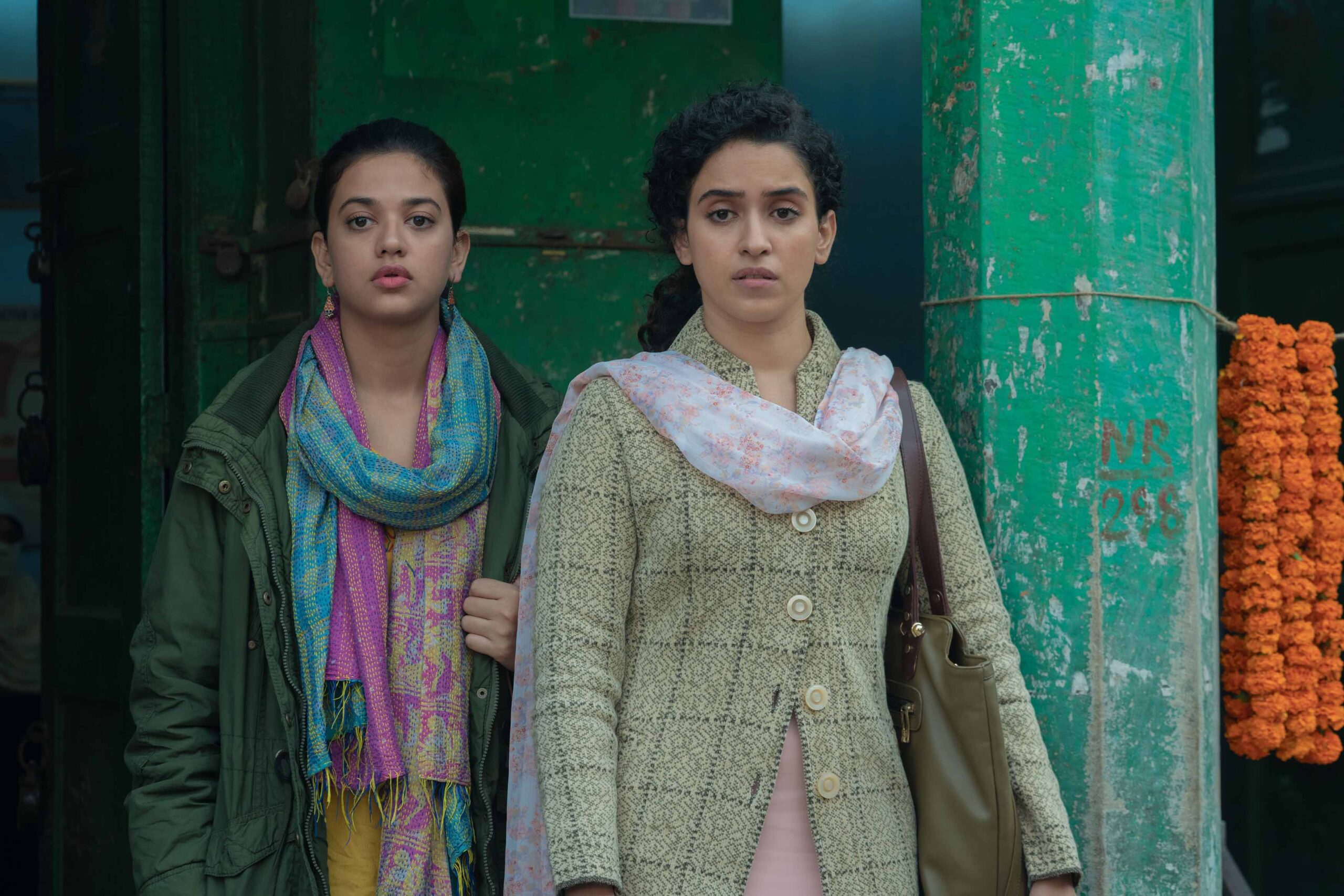 Shruti Sharma and Sanya Malhotra in Pagglait