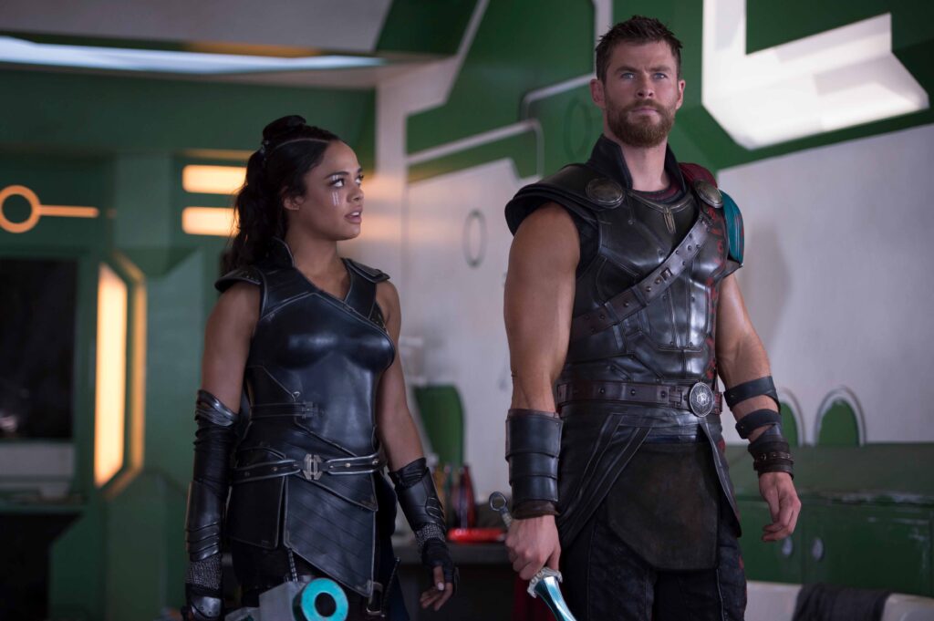 Tessa Thompson and Chris Hemsworth in Thor: Ragnarok (2017)