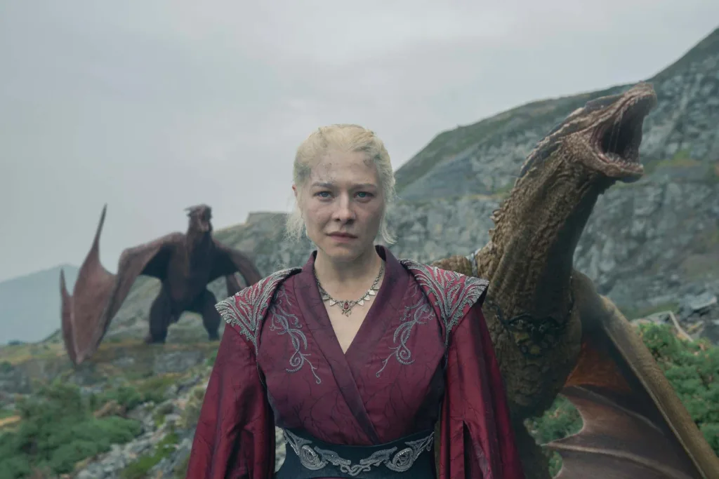 Queen Rhaenyra Targaryen, Vermithor, Syrax in House of the Dragon season 2 episode 7