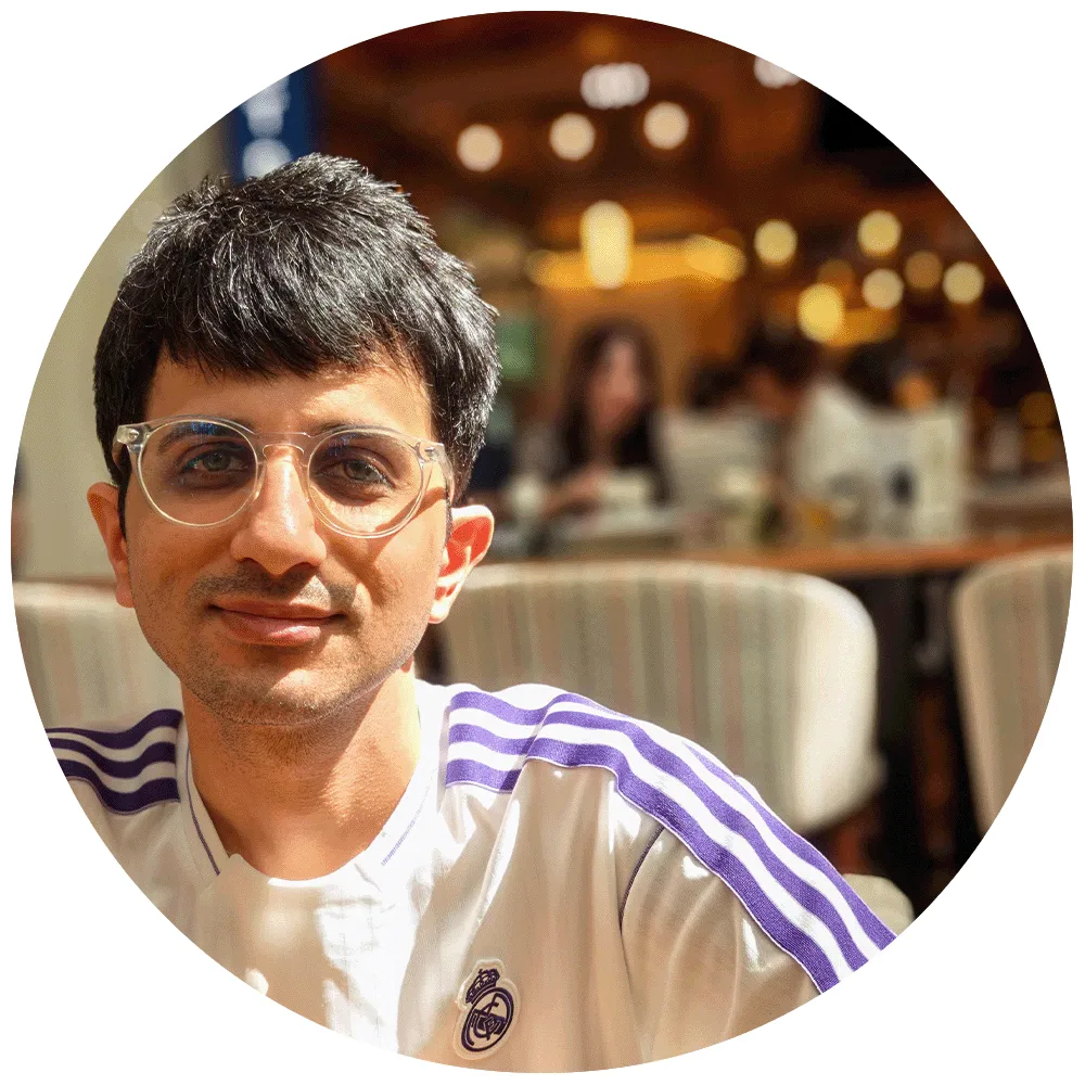 Akhil Arora at The Front Room, Marunouchi Building, Chiyoda City, Tokyo